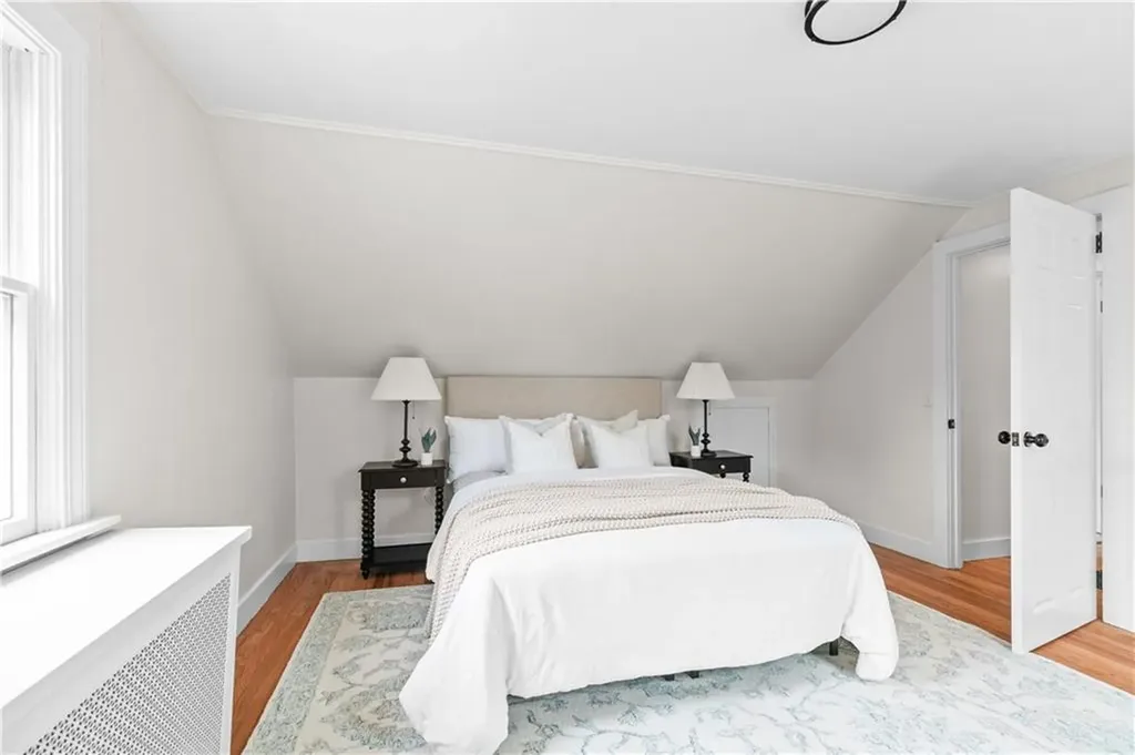 128 Ruggles Avenue Newport RI 02840