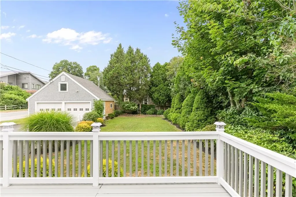 128 Ruggles Avenue Newport RI 02840
