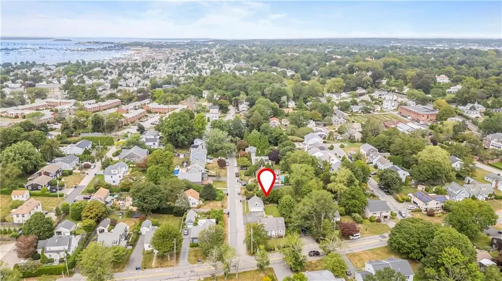 128 Ruggles Avenue Newport RI 02840