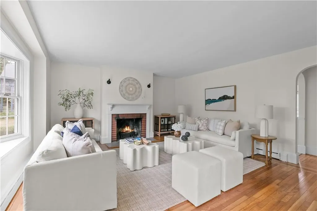 128 Ruggles Avenue Newport RI 02840