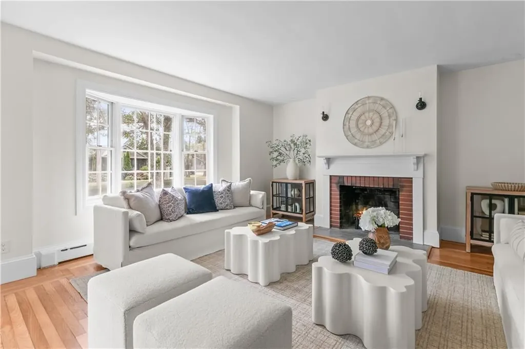 128 Ruggles Avenue Newport RI 02840