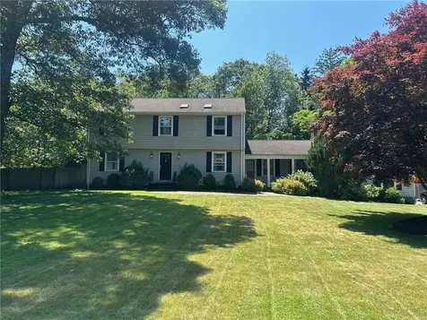 61 Candlewood Drive North Kingstown RI 02852