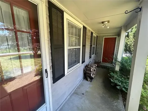 61 Candlewood Drive North Kingstown RI 02852