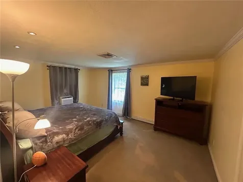 61 Candlewood Drive North Kingstown RI 02852