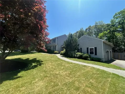61 Candlewood Drive North Kingstown RI 02852