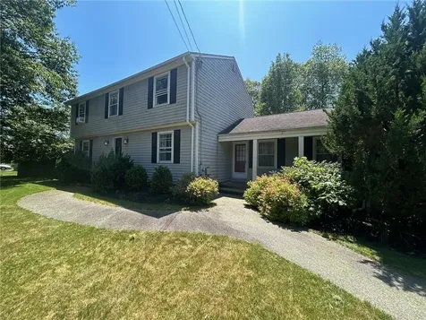 61 Candlewood Drive North Kingstown RI 02852
