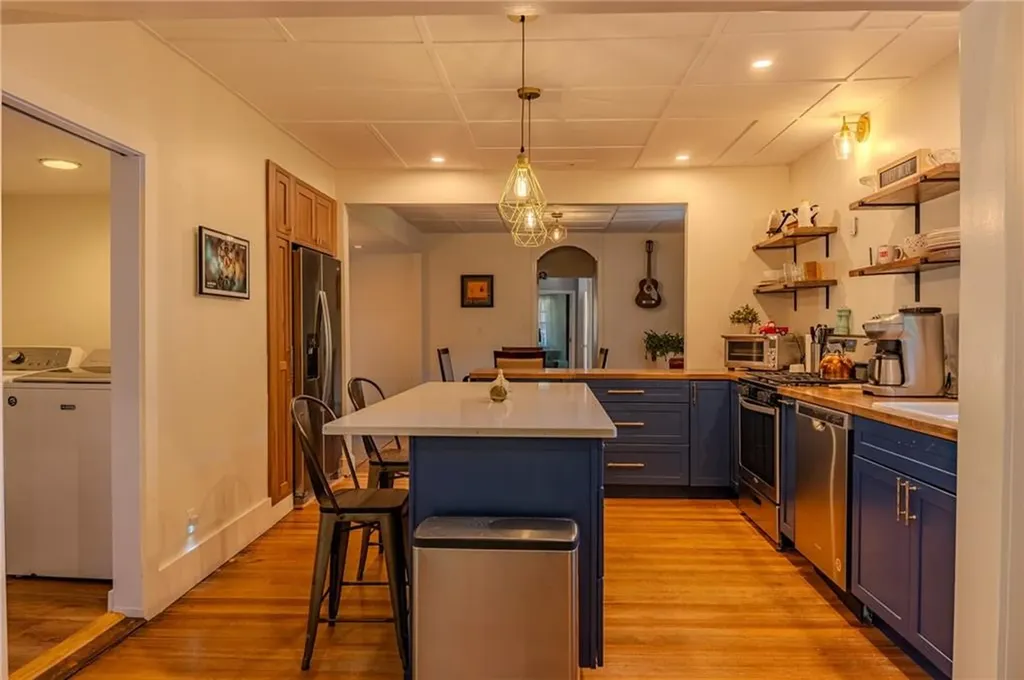 726 Washington Street Coventry RI 02816