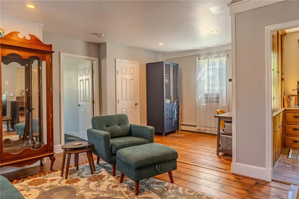 726 Washington Street Coventry RI 02816