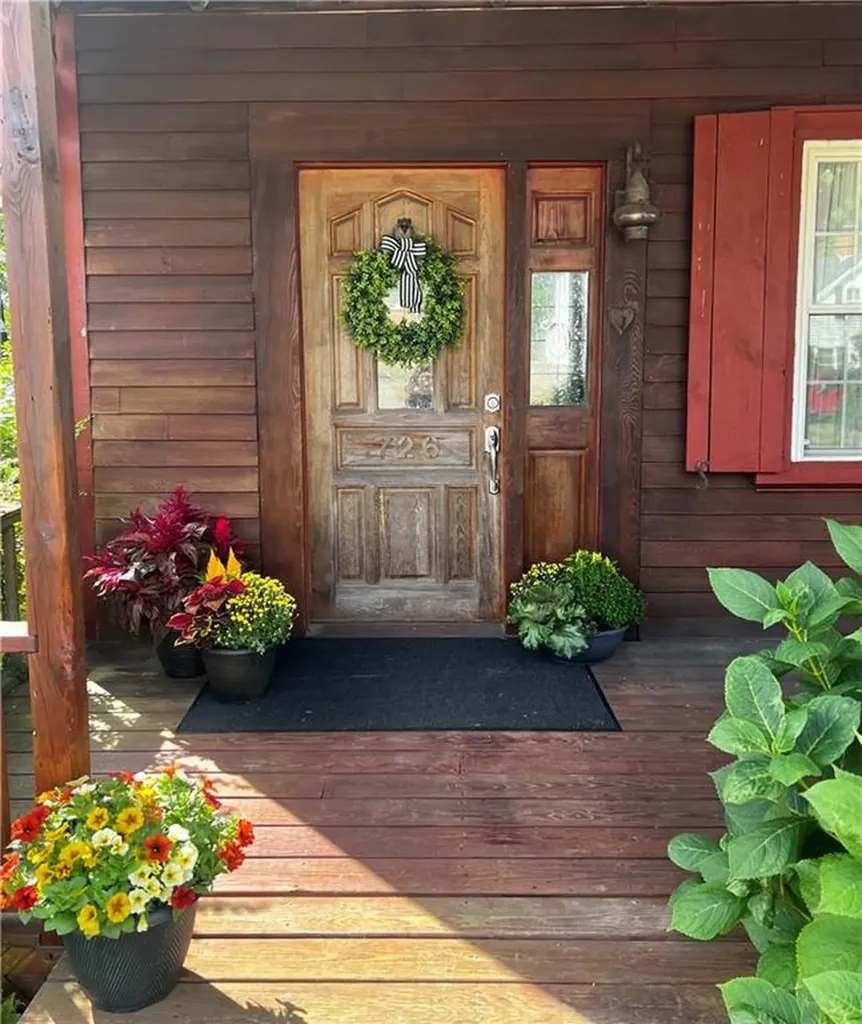 726 Washington Street Coventry RI 02816