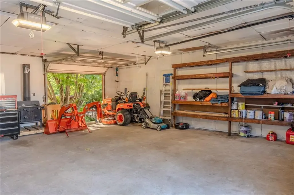 726 Washington Street Coventry RI 02816