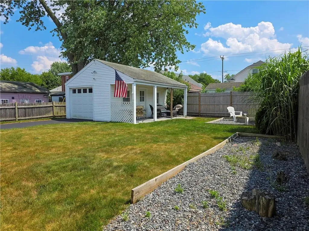 335 Evergreen Street Pawtucket RI 02861