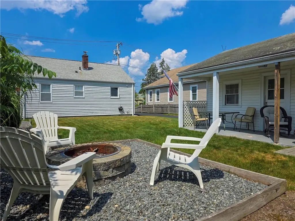 335 Evergreen Street Pawtucket RI 02861