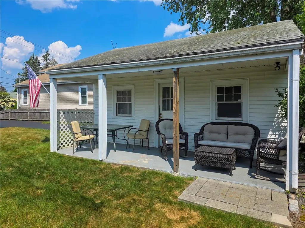 335 Evergreen Street Pawtucket RI 02861