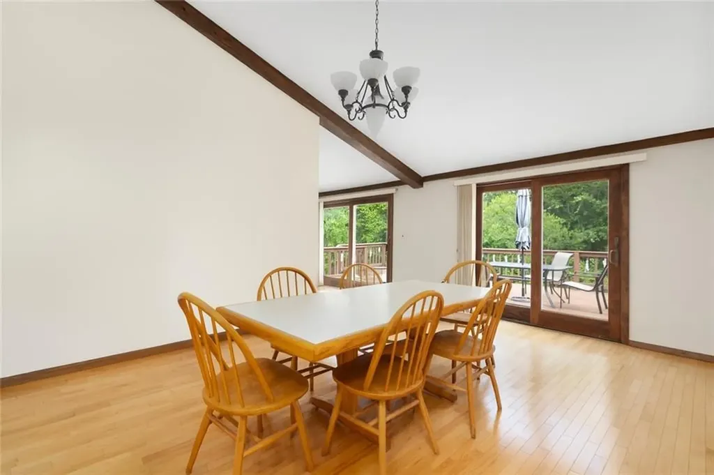 59 Lakewood Drive Narragansett RI 02882