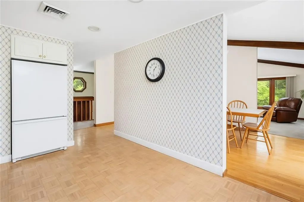 59 Lakewood Drive Narragansett RI 02882