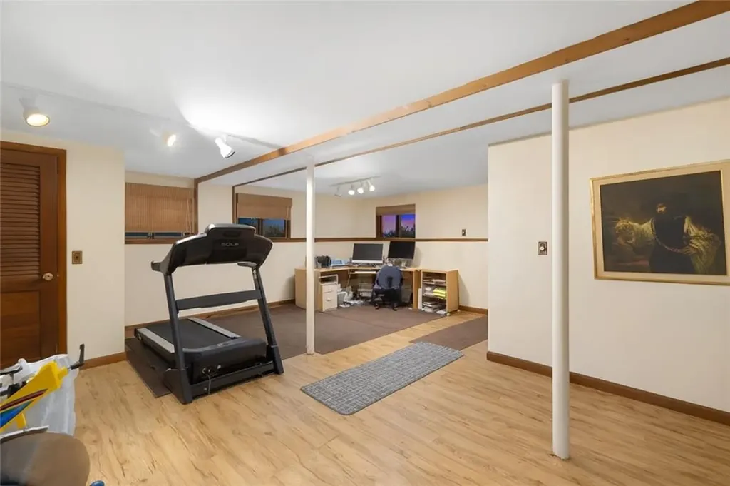 59 Lakewood Drive Narragansett RI 02882