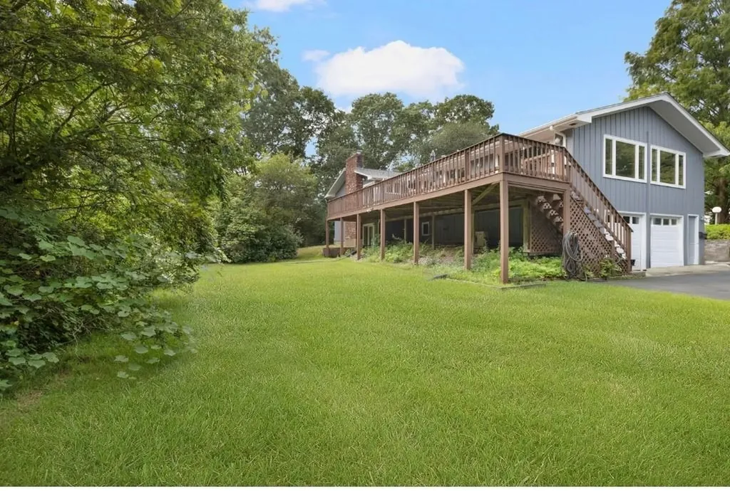 59 Lakewood Drive Narragansett RI 02882