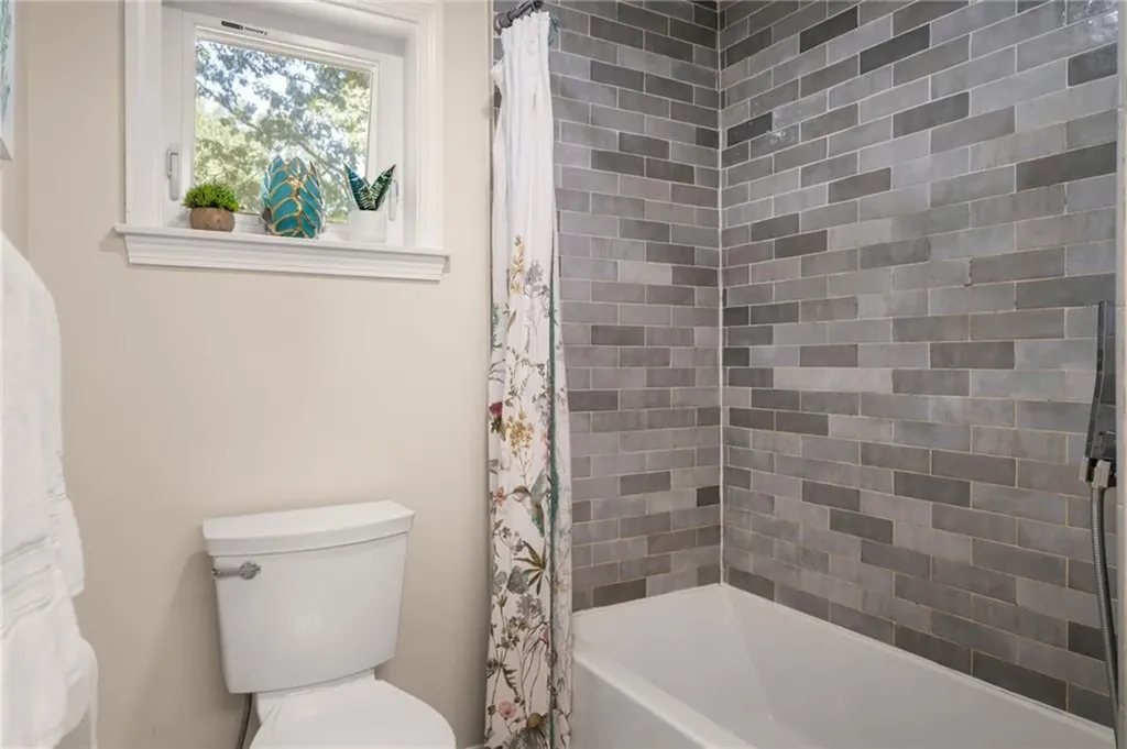 180 Leigh Road Cumberland RI 02864