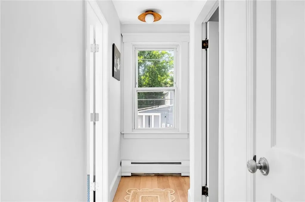 114 Rodman Street Narragansett RI 02882