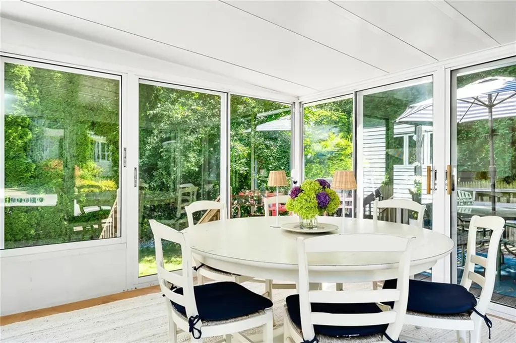 114 Rodman Street Narragansett RI 02882