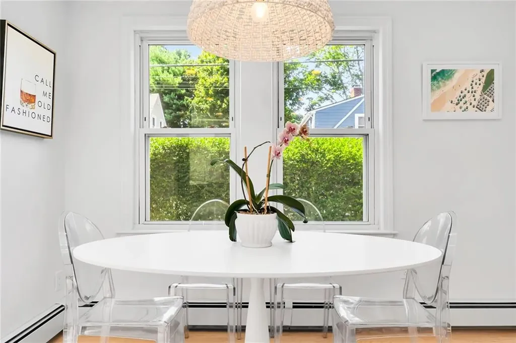 114 Rodman Street Narragansett RI 02882