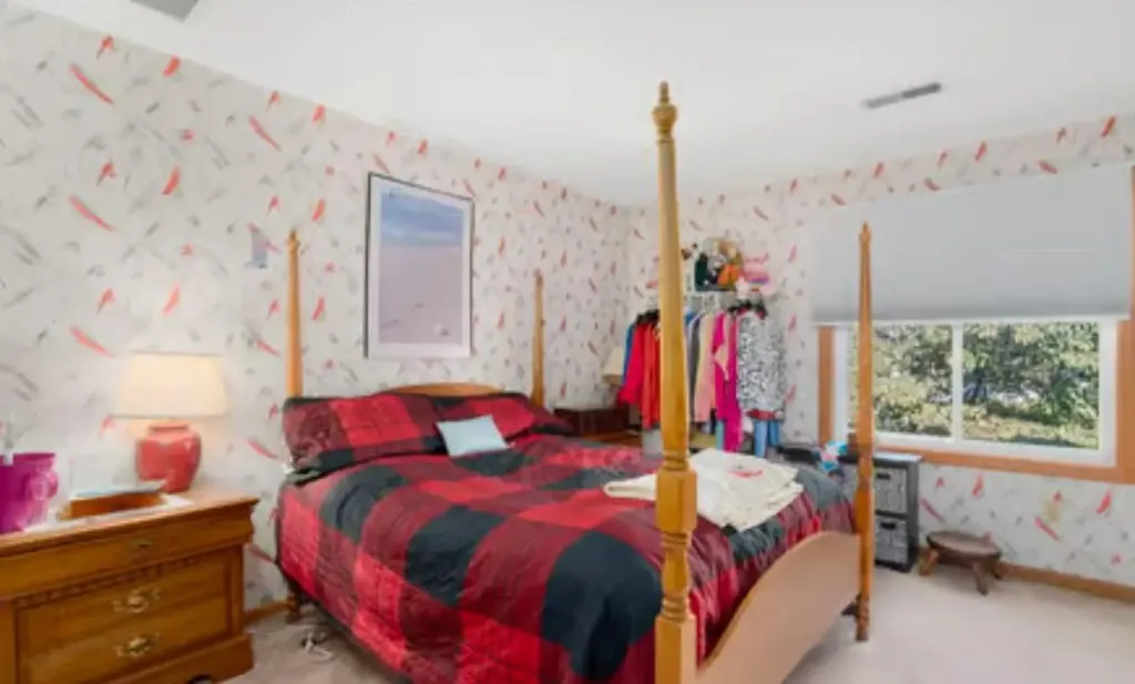 66 Foxglove Drive Cranston RI 02920