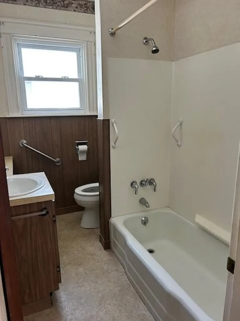 78 Benedict Road Warwick RI 02888