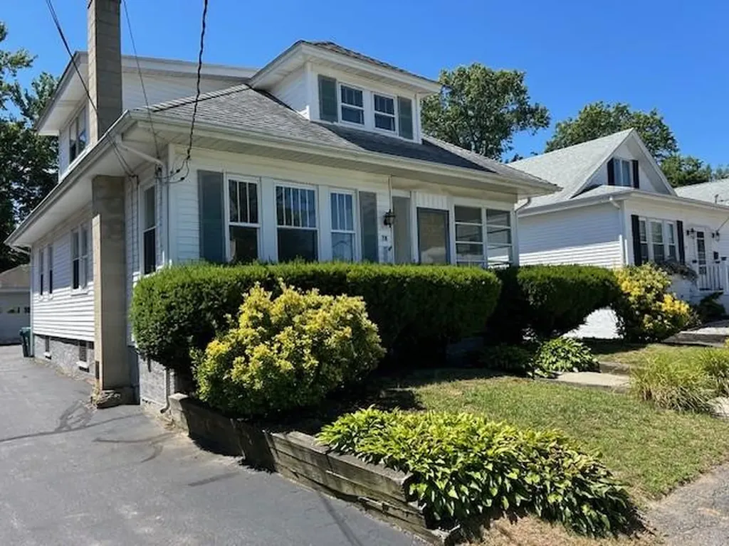 78 Benedict Road Warwick RI 02888