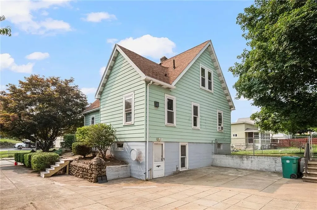 65 Progresso Avenue Woonsocket RI 02895
