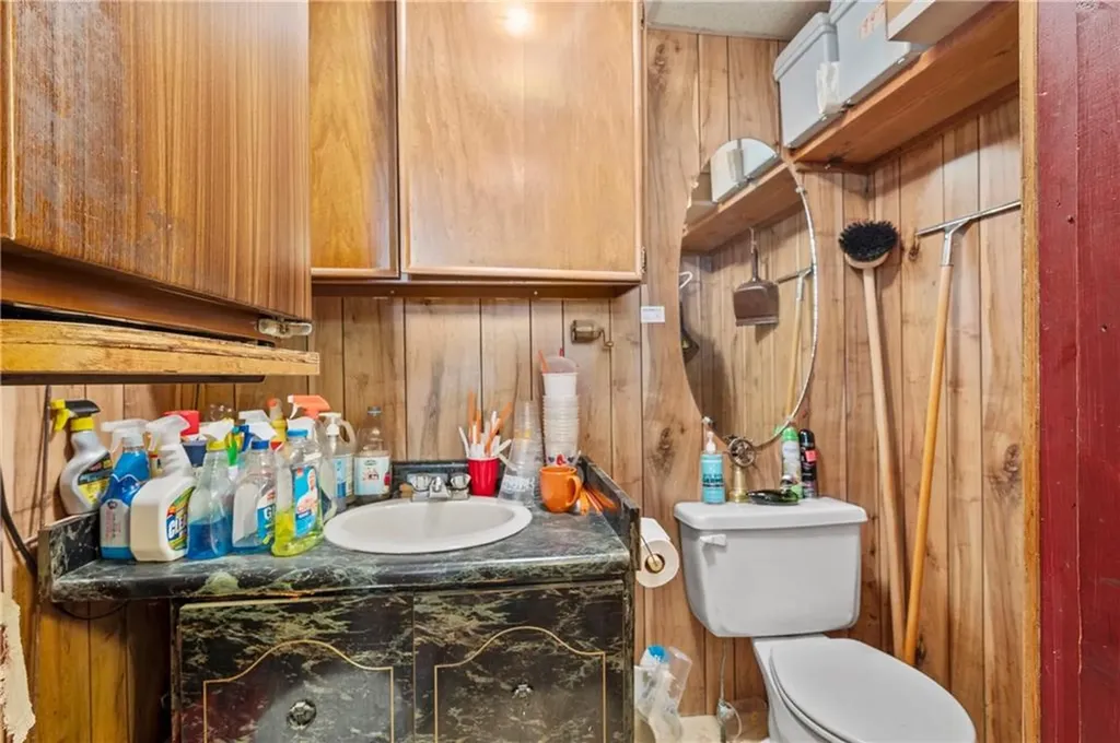 617 Elm Street Woonsocket RI 02895