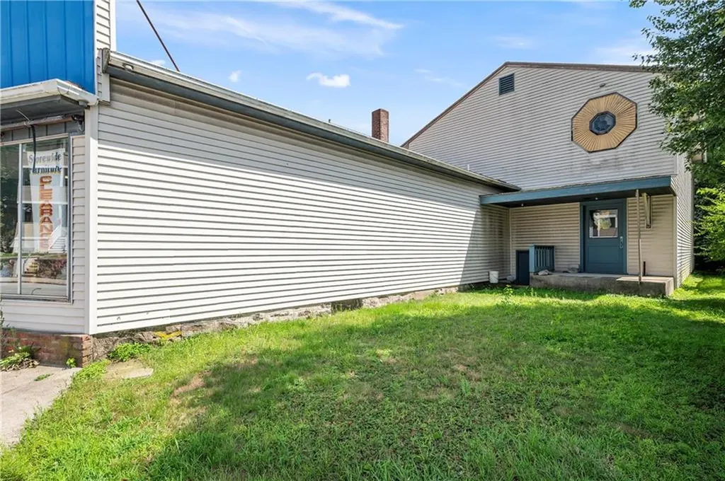 617 Elm Street Woonsocket RI 02895