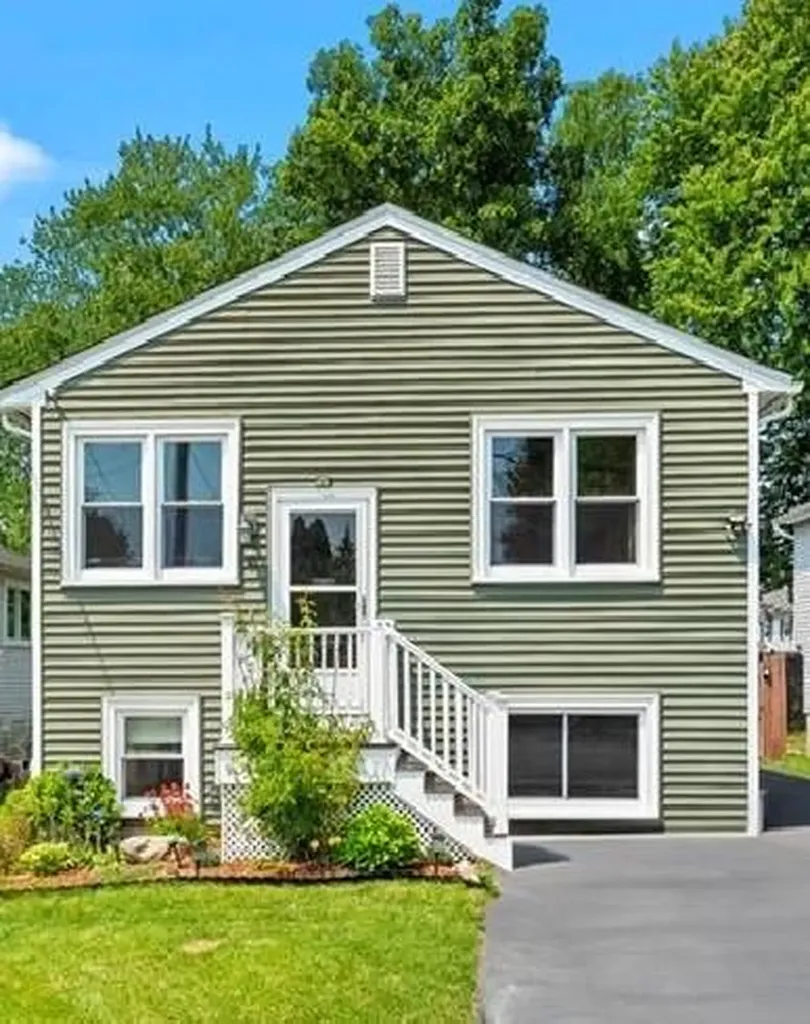 41 Ballou Street Cumberland RI 02864