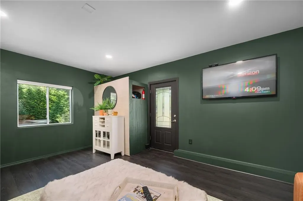 128 Vine Street Coventry RI 02816
