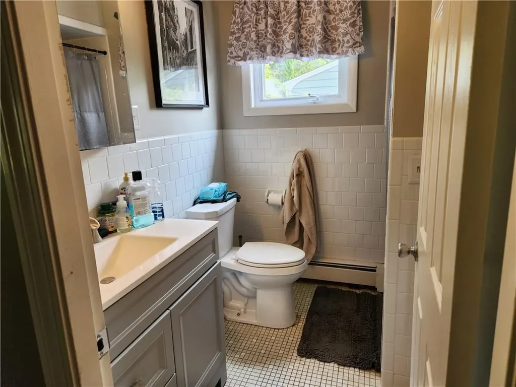 190 Capron Farm Drive Warwick RI 02886