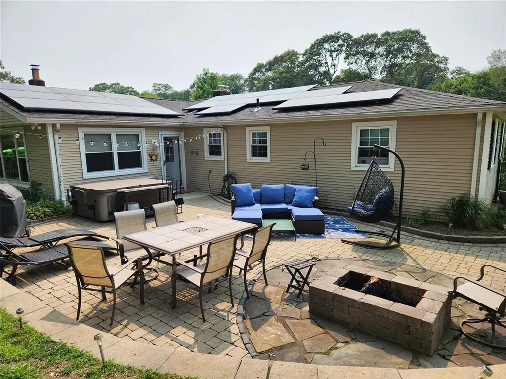 190 Capron Farm Drive Warwick RI 02886