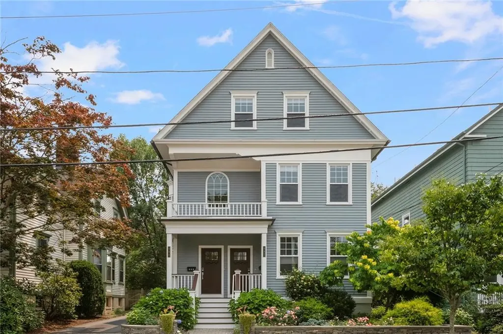597 Angell Street Providence RI 02906
