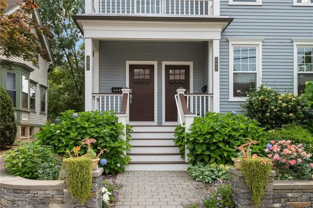 597 Angell Street Providence RI 02906
