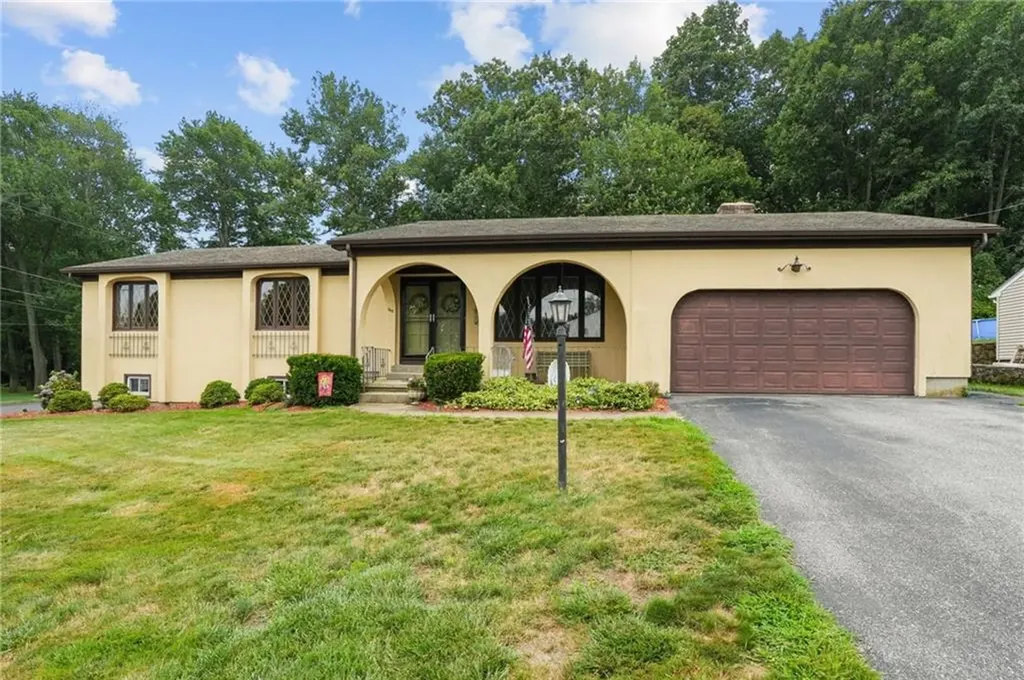160 Elena Street Cranston RI 02920