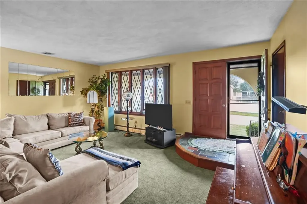 160 Elena Street Cranston RI 02920
