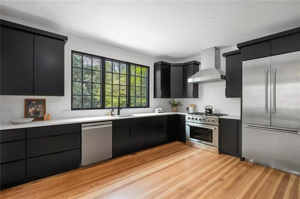 72 Taber Avenue Providence RI 02906