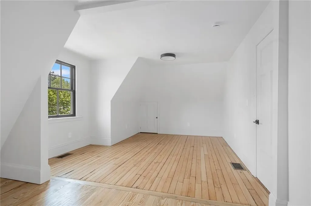 72 Taber Avenue Providence RI 02906