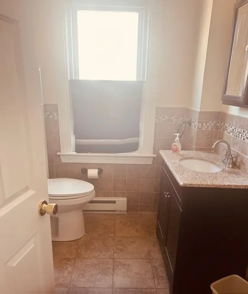 92 Halleck Avenue East Providence RI 02915