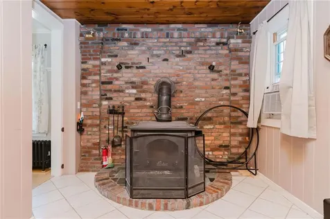 509 Woodward Road North Providence RI 02904