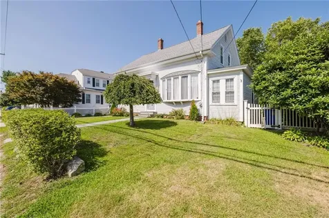 509 Woodward Road North Providence RI 02904