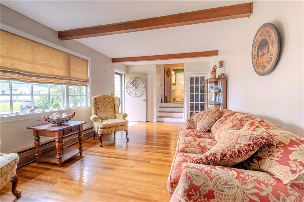 8 Spruce Avenue Middletown RI 02842