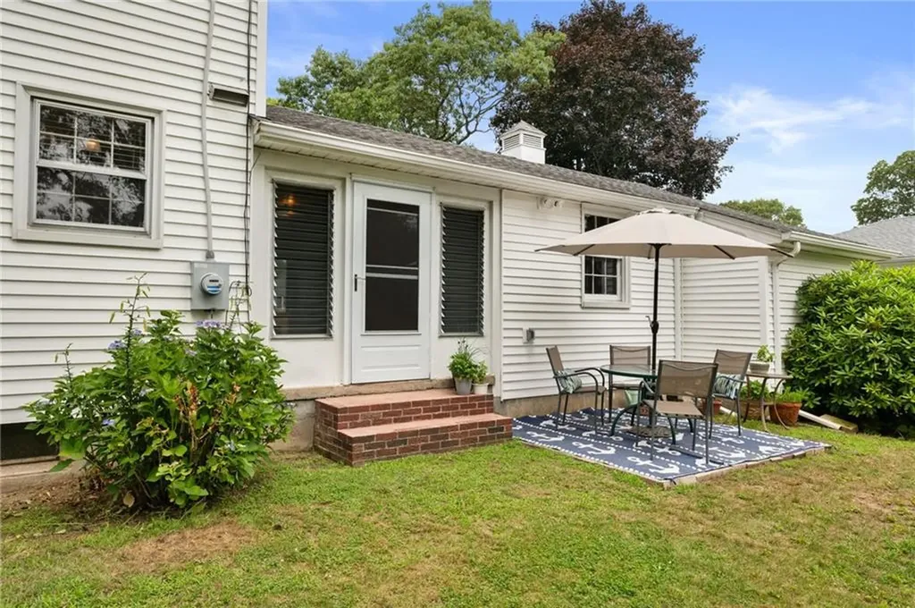 12 Azalea Drive Westerly RI 02891