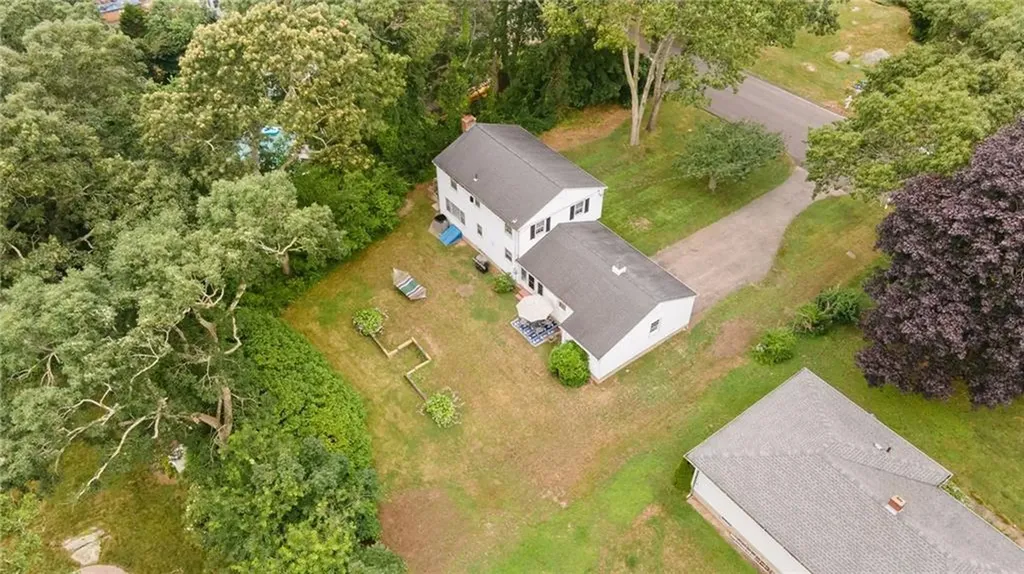 12 Azalea Drive Westerly RI 02891