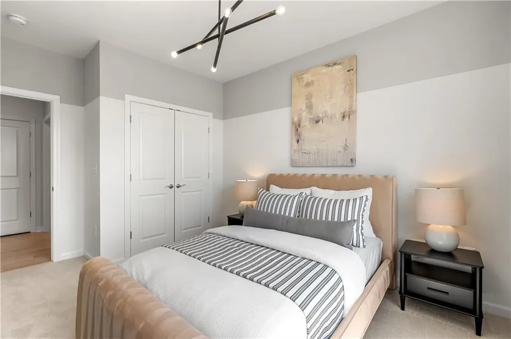 141 East Point Drive East Providence RI 02916