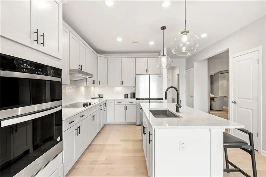 141 East Point Drive East Providence RI 02916