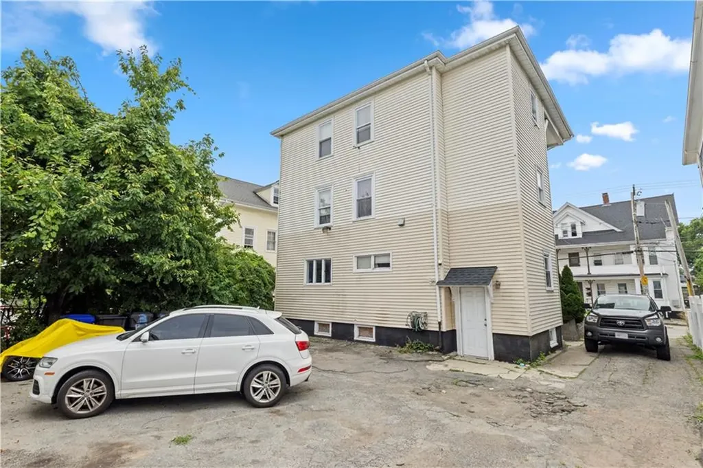 123 Cowden Street Central Falls RI 02863